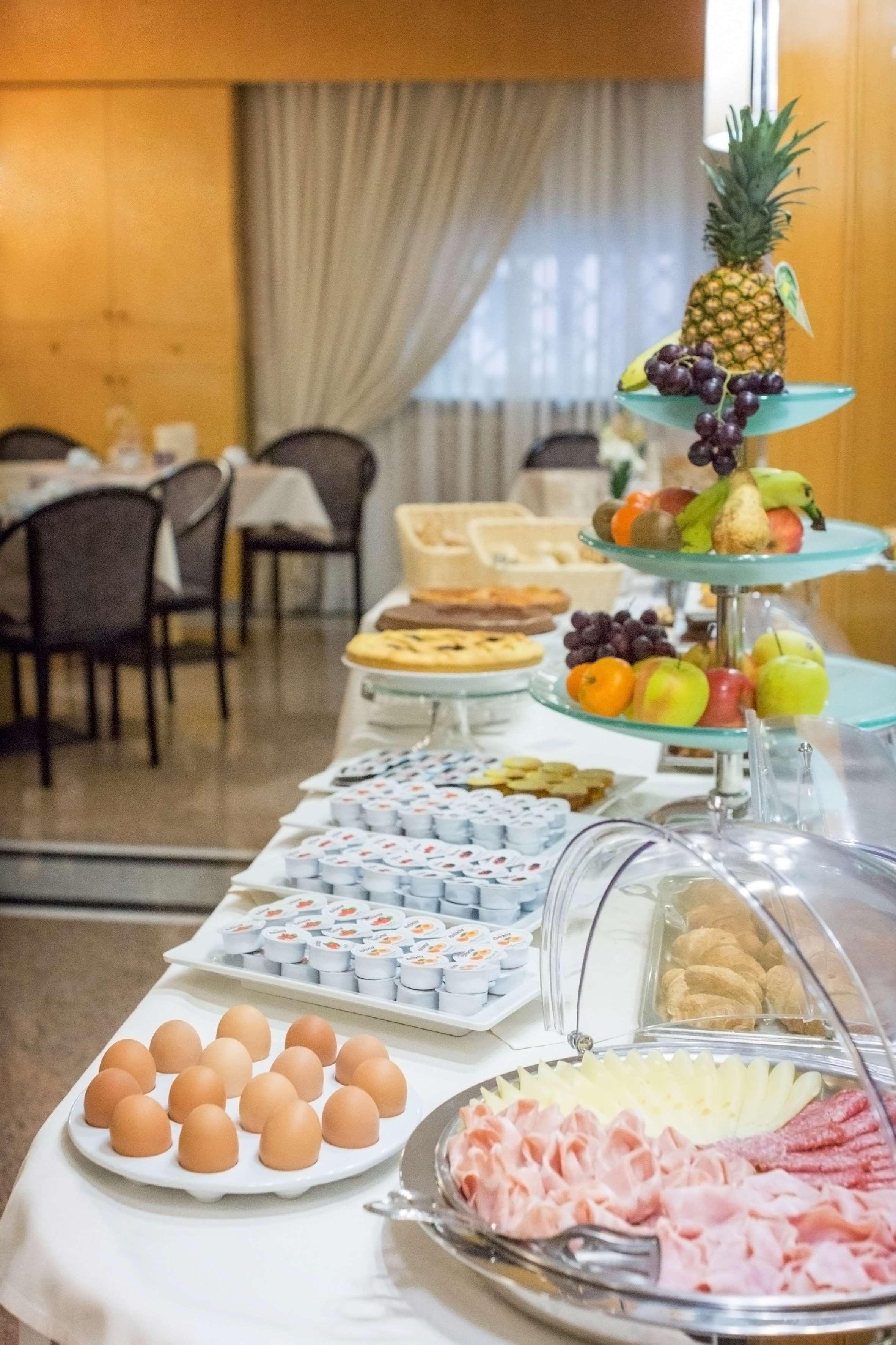Best Western Hotel Liberta Modena Exterior photo
